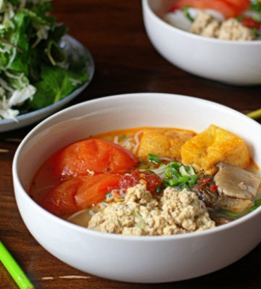 Bún Riêu